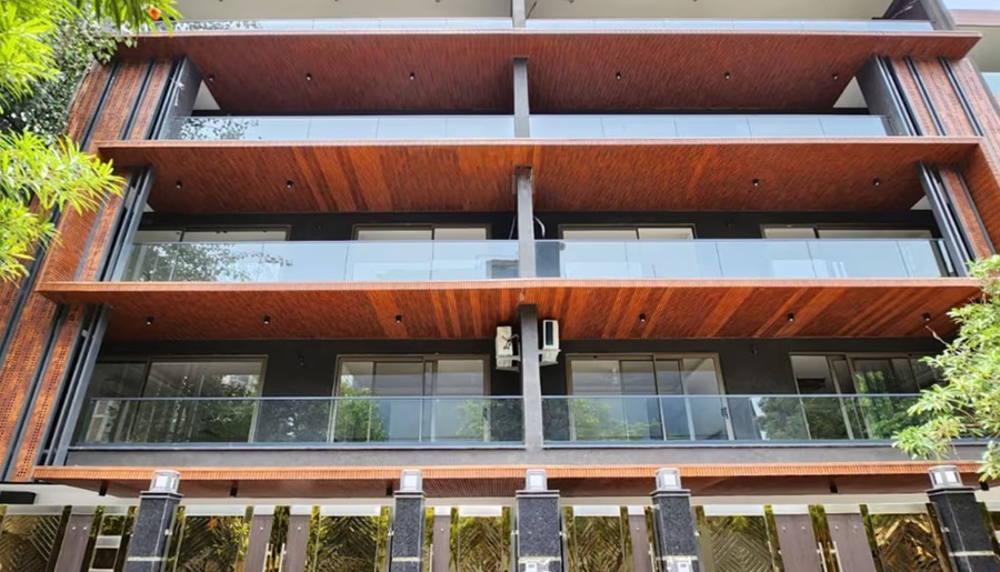 Luxury 4.5 BHK Builder Floors in DLF Phase 4 Gurgaon
